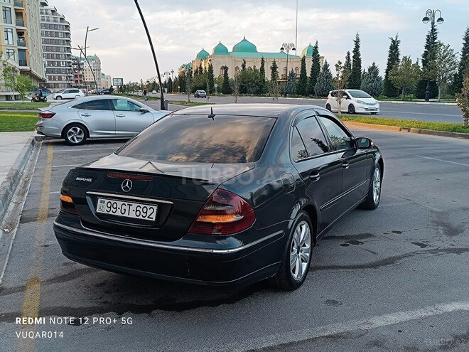 Mercedes E 220 2002, 230,500 km - 2.2 l - Bakı