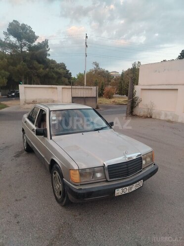 Mercedes 190 1991, 220,000 km - 1.8 l - Sumqayıt