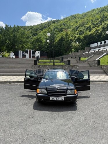 Mercedes C 230 1999, 350,837 km - 2.3 l - Şəki