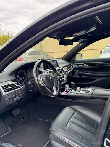 BMW 740 2019, 93,000 km - 3.0 l - Bakı