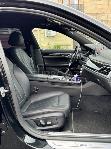 BMW 740 2019, 93,000 km - 3.0 l - Bakı