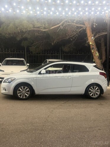 Kia Ceed 2008, 315,000 km - 2.0 л - Bakı