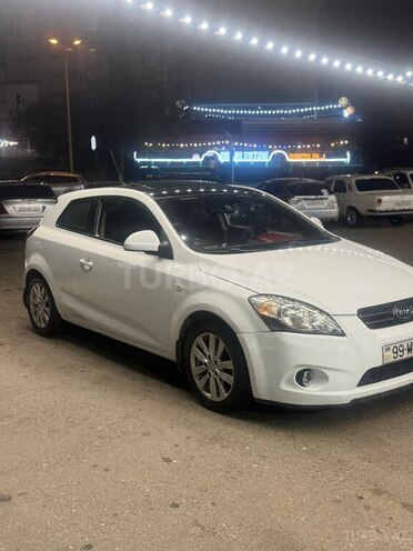 Kia Ceed 2008, 315,000 km - 2.0 л - Bakı