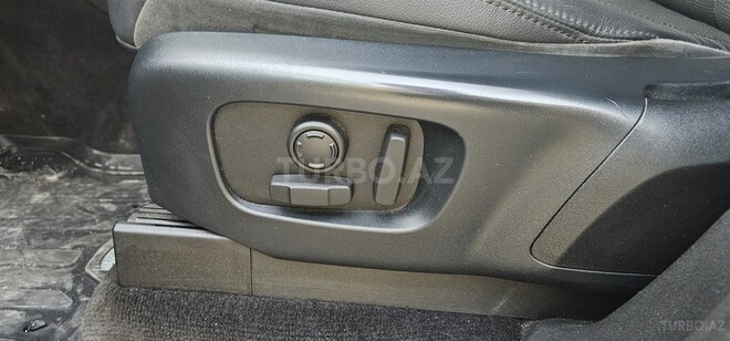 Land Rover Discovery 2020, 130,000 km - 3.0 л - Bakı