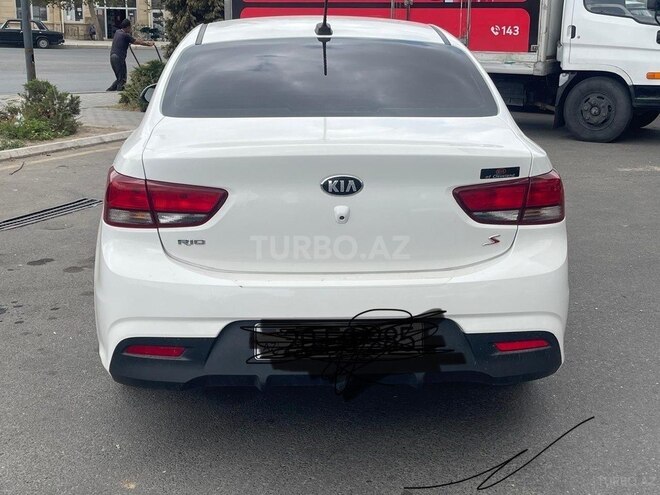 Kia Rio 2019, 138,404 km - 1.6 л - Bakı