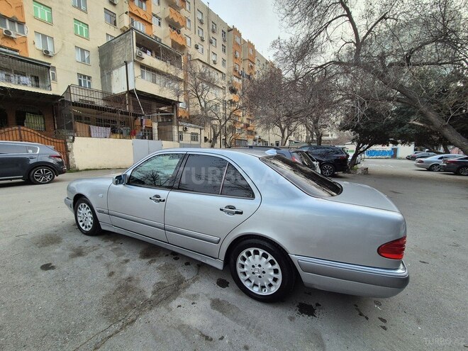Mercedes E 240 1998, 350,510 km - 2.4 l - Bakı