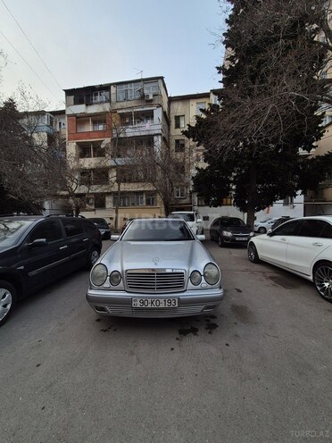 Mercedes E 240 1998, 350,510 km - 2.4 l - Bakı