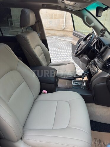 Toyota Land Cruiser 2009, 270,000 km - 5.7 l - Bakı