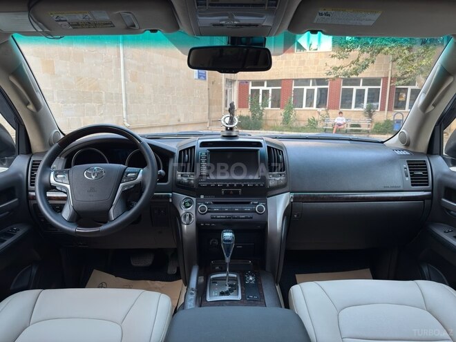 Toyota Land Cruiser 2009, 270,000 km - 5.7 l - Bakı