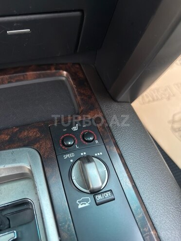 Toyota Land Cruiser 2009, 270,000 km - 5.7 l - Bakı