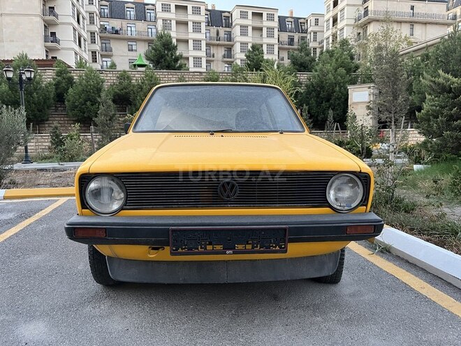 Volkswagen Golf 1982, 100,000 km - 1.6 l - Bakı