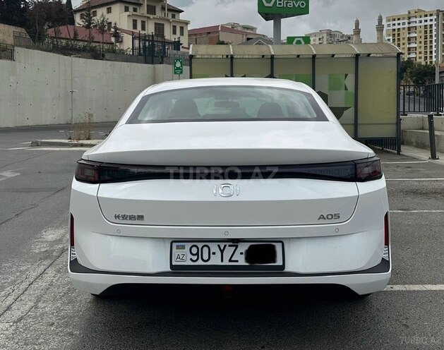 Changan Qiyuan A05 2015, 2,000 km - 1.5 л - Bakı