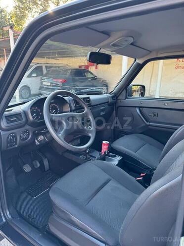 LADA (VAZ) Niva 2023, 30,000 km - 1.7 l - Bakı