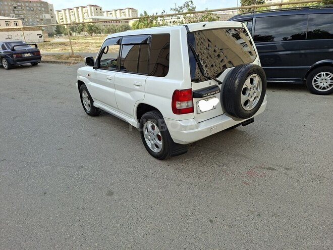 Mitsubishi Pajero io 1999, 325,800 km - 1.8 л - Bakı