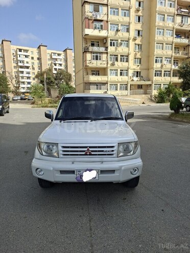 Mitsubishi Pajero io 1999, 325,800 km - 1.8 л - Bakı