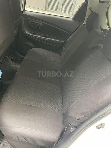 Toyota Vitz 2016, 118,000 km - 1.3 л - Bakı