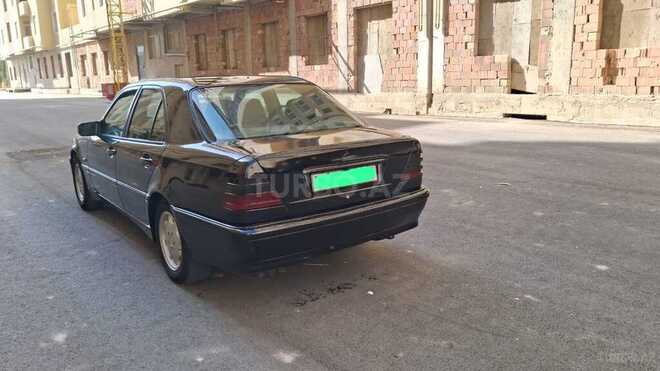 Mercedes C 240 2000, 327,145 km - 2.4 l - Bakı