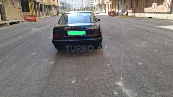 Mercedes C 240 2000, 327,145 km - 2.4 l - Bakı