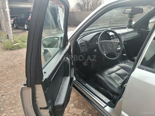 Mercedes C 230 1997, 336,000 km - 2.3 л - Masallı