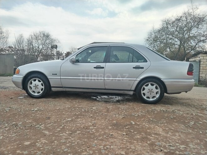 Mercedes C 230 1997, 336,000 km - 2.3 л - Masallı