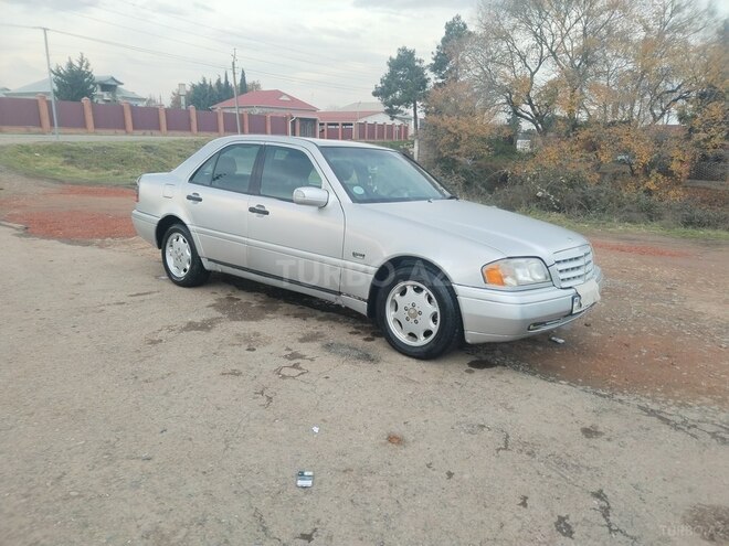 Mercedes C 230 1997, 336,000 km - 2.3 л - Masallı