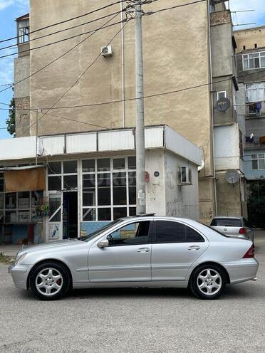 Mercedes C 220 2001, 410,554 km - 2.1 l - Xırdalan
