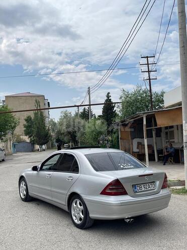 Mercedes C 220 2001, 410,554 km - 2.1 l - Xırdalan