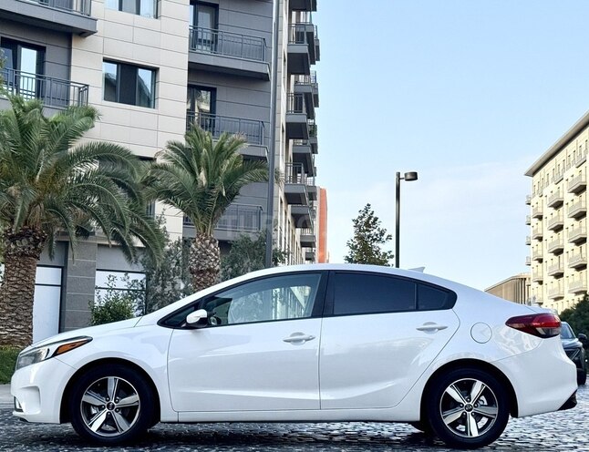Kia Forte 2017, 110,000 km - 2.0 l - Bakı
