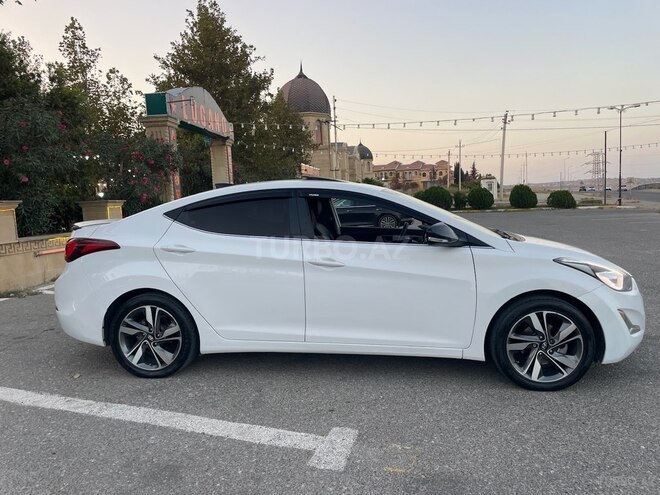 Hyundai Elantra 2015, 186,000 km - 1.8 l - Bakı