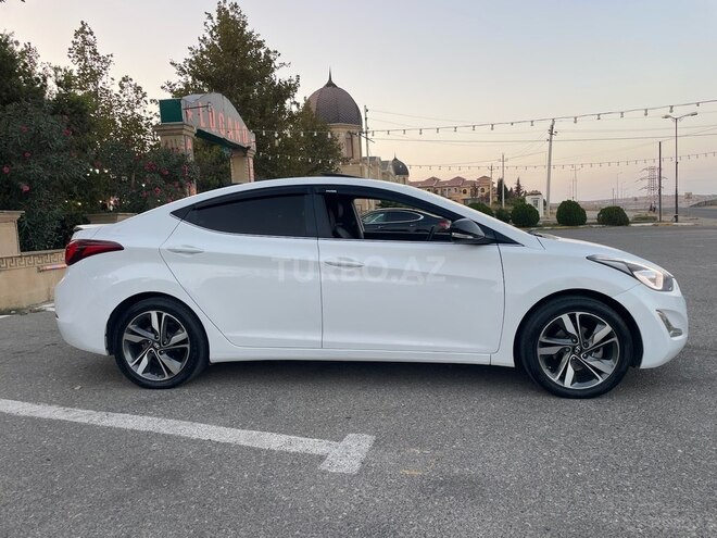 Hyundai Elantra 2015, 186,000 km - 1.8 l - Bakı