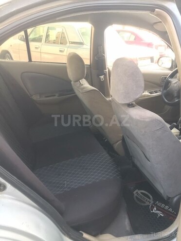 Nissan Sunny 2001, 490,000 km - 1.3 l - Bakı