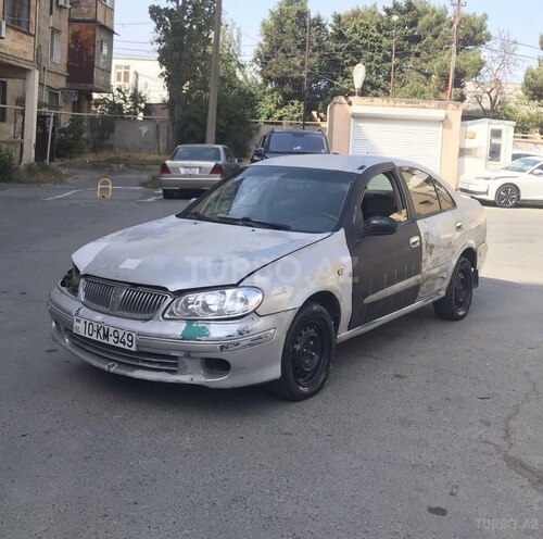 Nissan Sunny 2001, 490,000 km - 1.3 l - Bakı