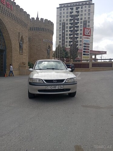 Opel Vectra 1997, 300,000 km - 1.6 l - Xırdalan