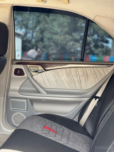 Mercedes E 270 2000, 312,000 km - 2.7 l - Neftçala