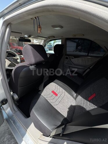 Mercedes E 270 2000, 312,000 km - 2.7 l - Neftçala