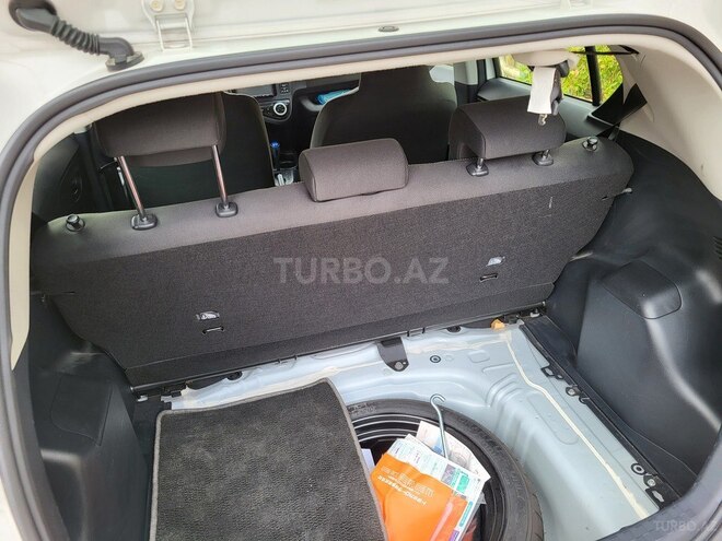 Toyota Aqua 2019, 174,000 km - 1.5 l - Bakı