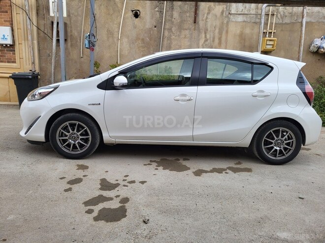 Toyota Aqua 2019, 174,000 km - 1.5 l - Bakı