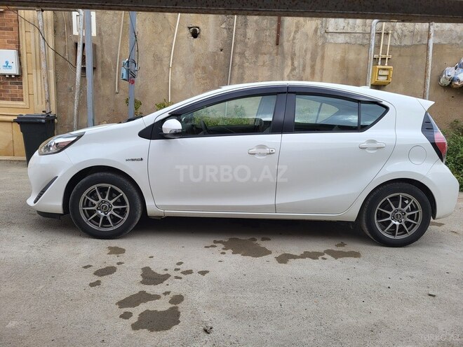 Toyota Aqua 2019, 174,000 km - 1.5 l - Bakı