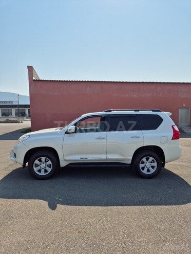 Toyota Land Cruiser Prado 2010, 110,000 km - 2.7 л - Şəki