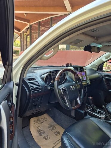 Toyota Land Cruiser Prado 2010, 110,000 km - 2.7 л - Şəki