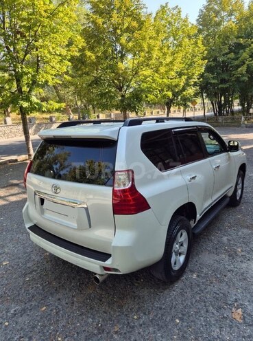 Toyota Land Cruiser Prado 2010, 110,000 km - 2.7 л - Şəki