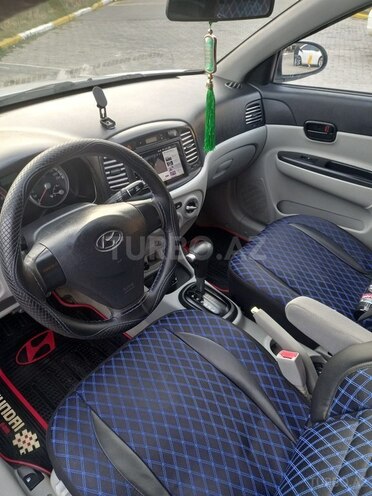 Hyundai Accent 2009, 322,000 km - 1.4 л - Bakı