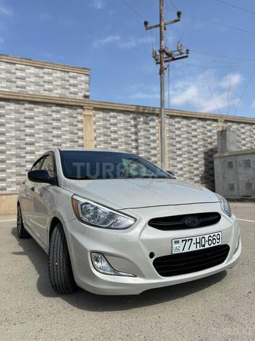Hyundai Accent 2015, 231,500 km - 1.6 l - Bakı