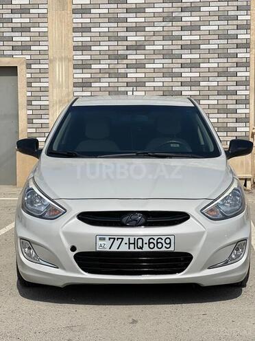Hyundai Accent 2015, 231,500 km - 1.6 l - Bakı
