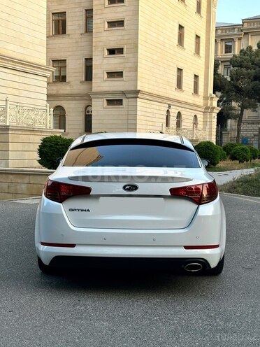 Kia Optima-5