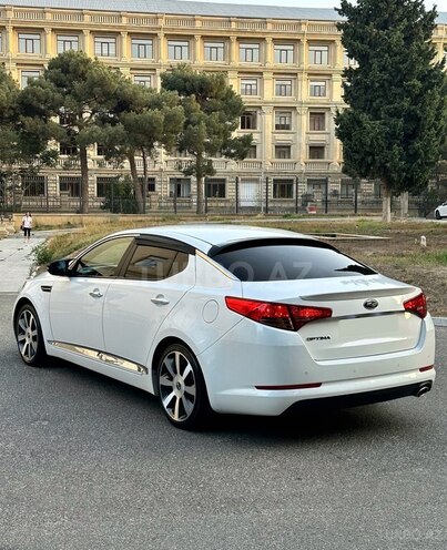 Kia Optima-3