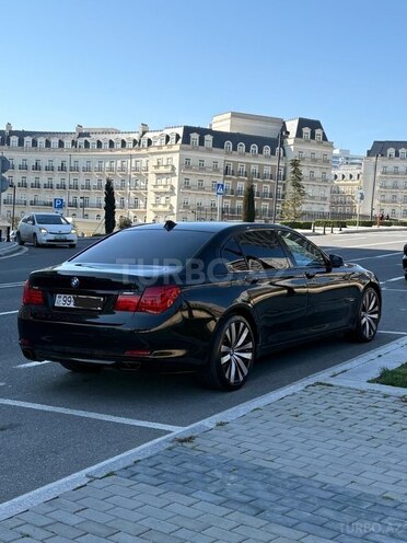BMW 750 2012, 179,750 km - 4.4 l - Bakı