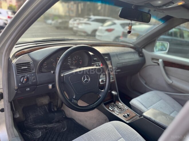 Mercedes C 200 1999, 265,234 km - 2.0 l - Bakı