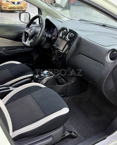 Nissan Note-6