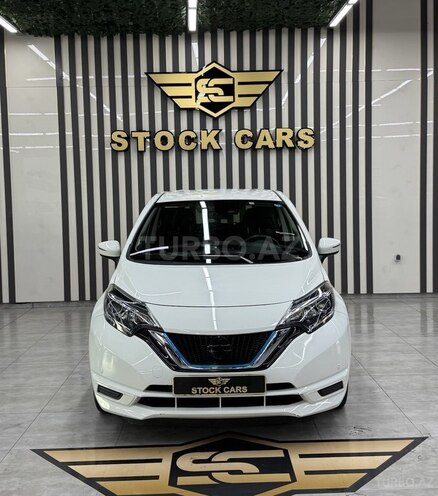 Nissan Note-2